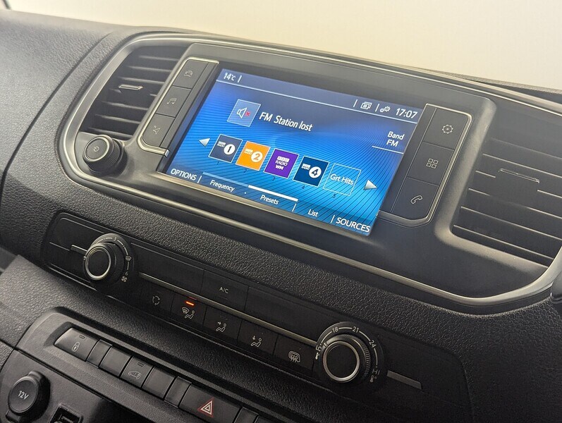 Used Toyota ProAce 2023 for sale - 76547355: Photo 34