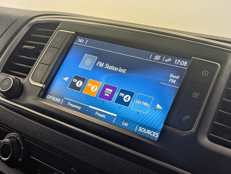 Used Toyota ProAce 2023 for sale - 76547355: Photo 39