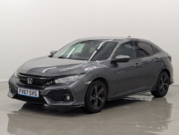 Used Honda Civic 2018 for sale - 76027070: Photo 7