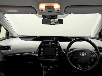 Used Toyota Prius 2021 for sale - 78716169: Photo
