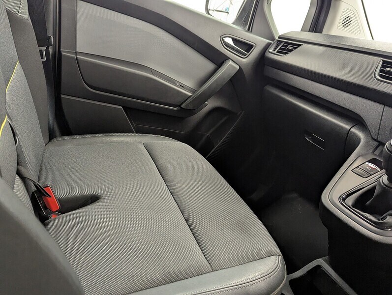 Used Renault Kangoo 2024 for sale - 75802534: Photo 47