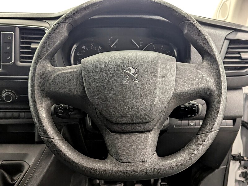 Used Peugeot Expert 2023 for sale - 76547353: Photo 3