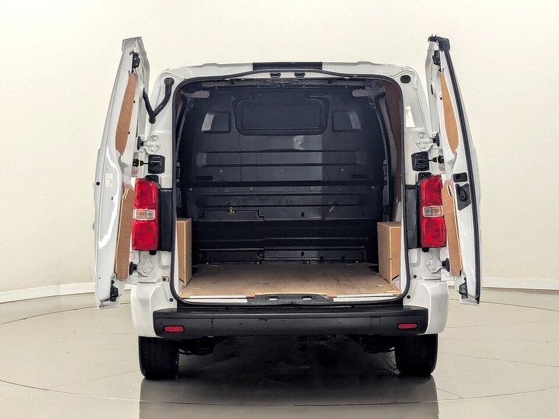 Used Peugeot Expert 2023 for sale - 76547353: Photo 4