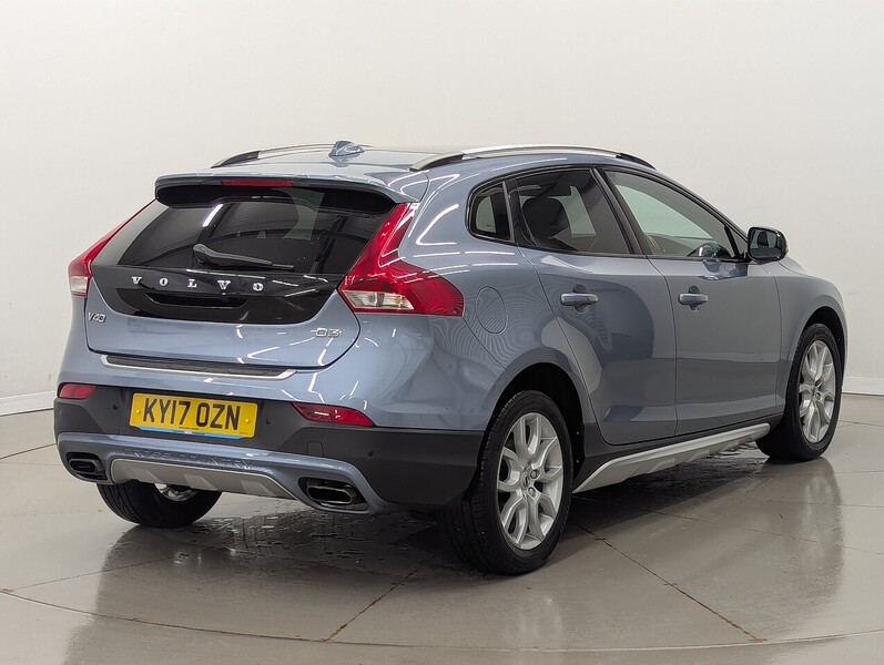 Used Volvo V40 2017 for sale - 77663395: Photo 13