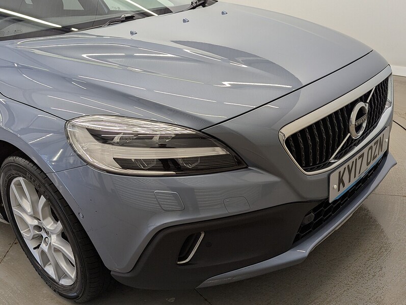 Used Volvo V40 2017 for sale - 77663395: Photo 17