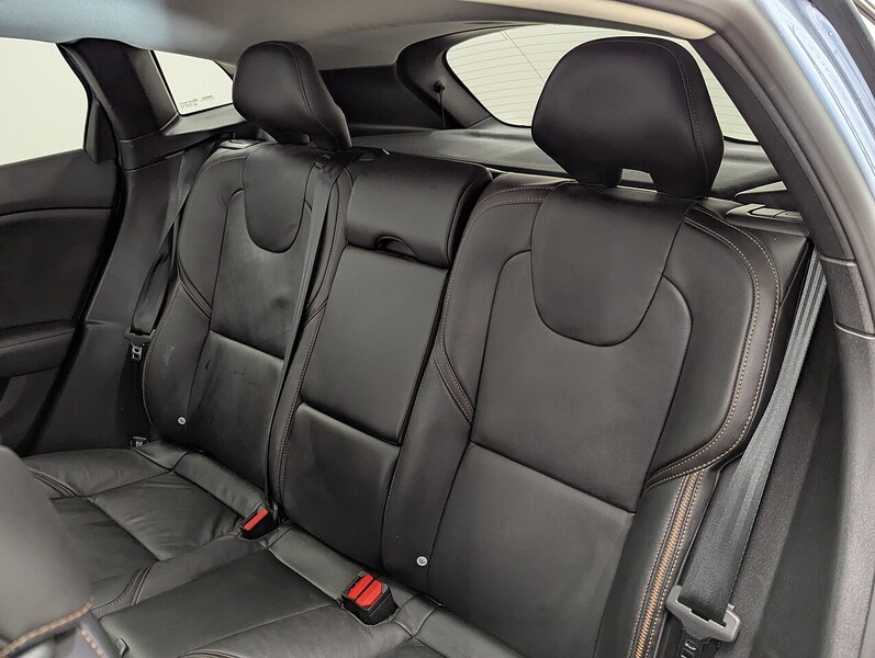 Used Volvo V40 2017 for sale - 77663395: Photo 23