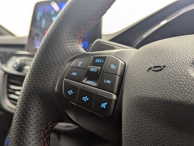 Used Ford Kuga 2023 for sale - 77953459: Photo 20