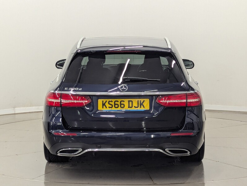 Used Mercedes-Benz E Class 2016 for sale - 77107262: Photo 11