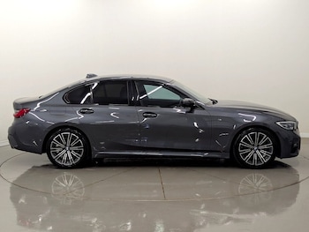 Used BMW 3 Series 2021 for sale - 78716167: Photo