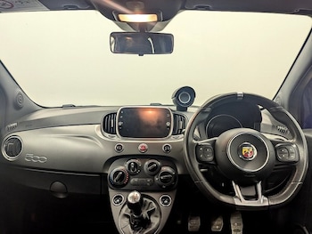 Used Abarth 595 2020 for sale - 76392280: Photo