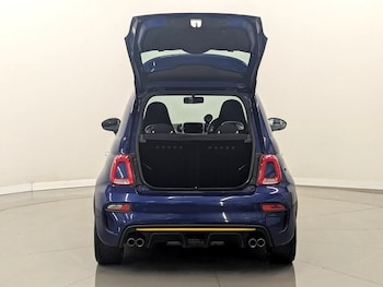 Used Abarth 595 2020 for sale - 76392280: Photo