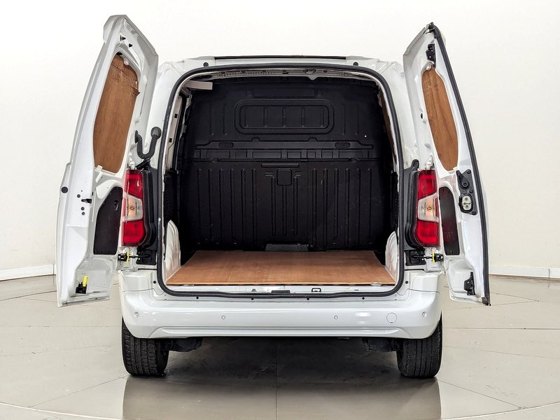 Used Vauxhall Combo 2020 for sale - 75662436: Photo 4