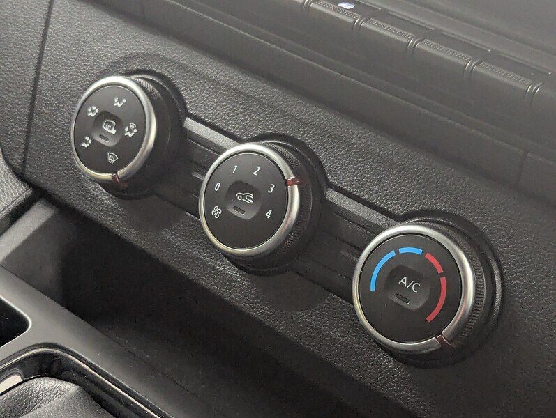 Used Renault Kangoo 2024 for sale - 77409107: Photo 42