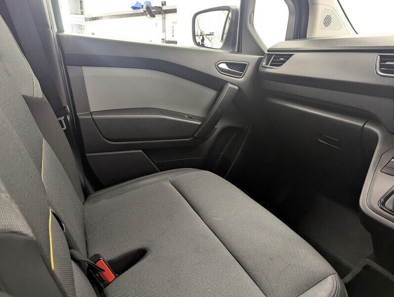 Used Renault Kangoo 2024 for sale - 77409107: Photo 45