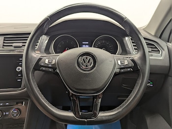 Used Volkswagen Tiguan 2018 for sale - 75871722: Photo