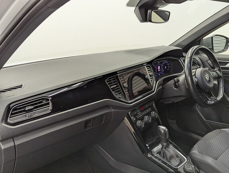 Used Volkswagen T-Roc for sale - 77817947: Photo 19