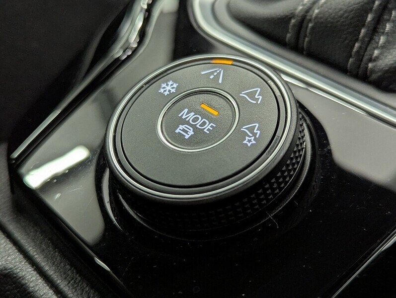 Used Volkswagen T-Roc for sale - 77817947: Photo 28