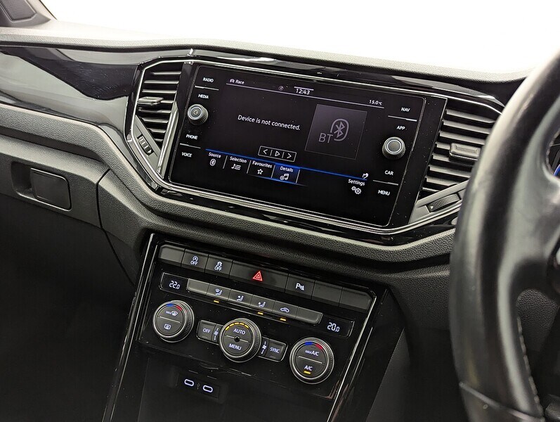 Used Volkswagen T-Roc for sale - 77817947: Photo 33