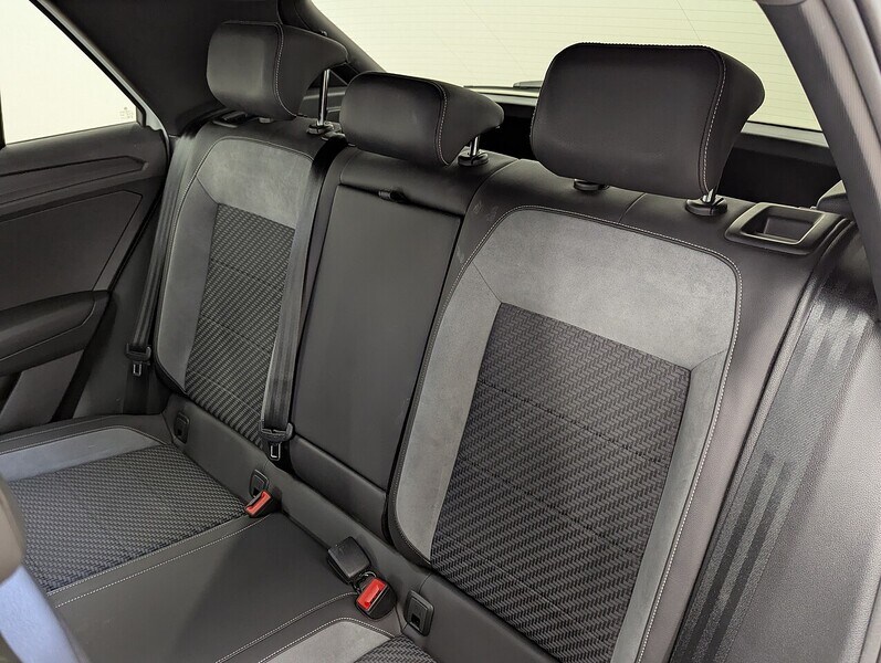 Used Volkswagen T-Roc for sale - 77817947: Photo 41