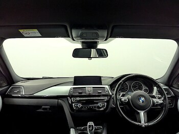 Used BMW 3 Series 2017 for sale - 77947031: Photo