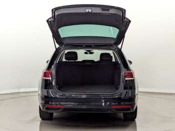 Used Volkswagen Passat 2022 for sale - 74445914: Photo