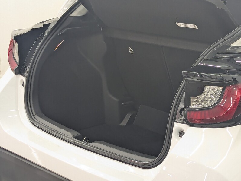 Used Toyota Yaris 2022 for sale - 76736470: Photo 18