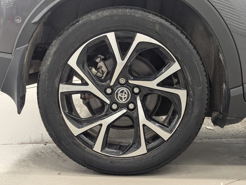 Used Toyota C-HR 2020 for sale - 76559513: Photo 17