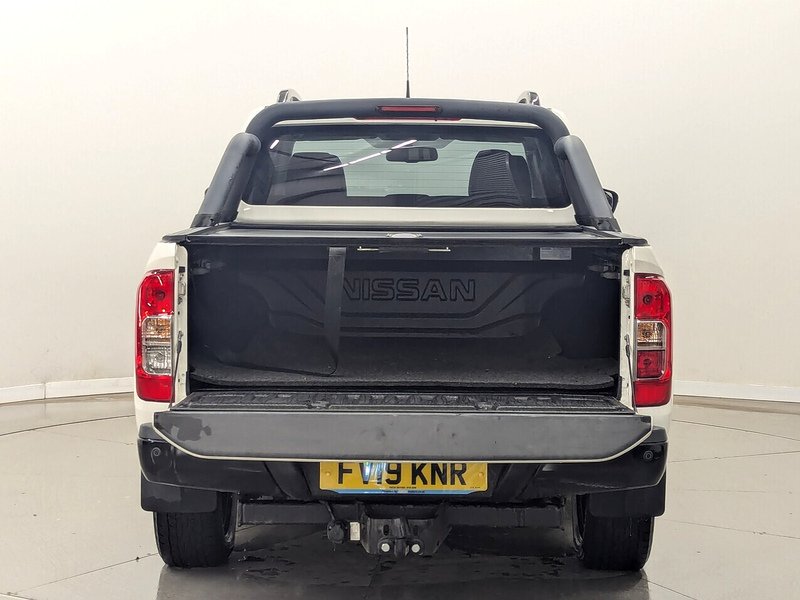 Used Nissan Navara 2019 for sale - 76958539: Photo 4