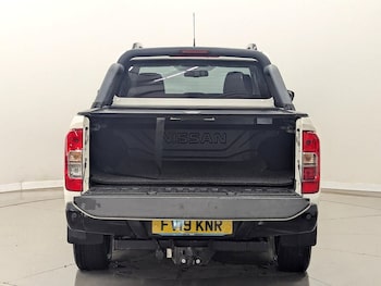 Used Nissan Navara 2019 for sale - 76958539: Photo