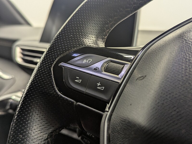 Used Peugeot 3008 2017 for sale - 77118232: Photo 23