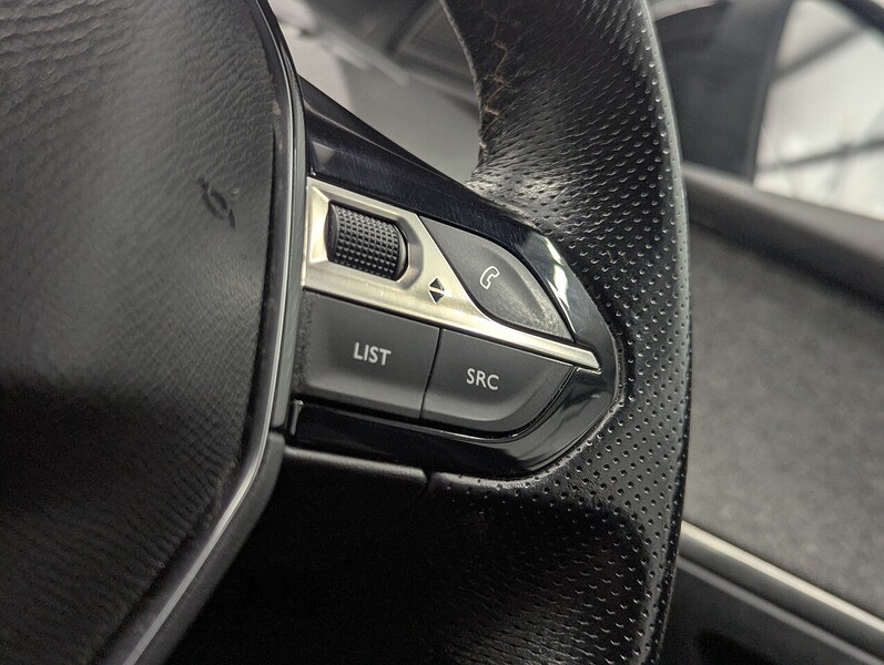 Used Peugeot 3008 2017 for sale - 77118232: Photo 27