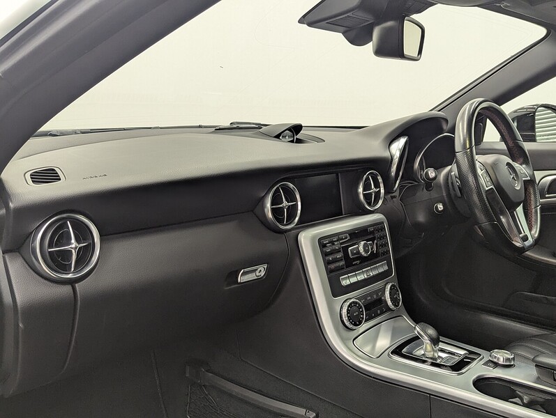Used Mercedes-Benz SLK 2015 for sale - 75897491: Photo 34