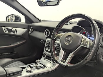 Used Mercedes-Benz SLK 2015 for sale - 75897491: Photo
