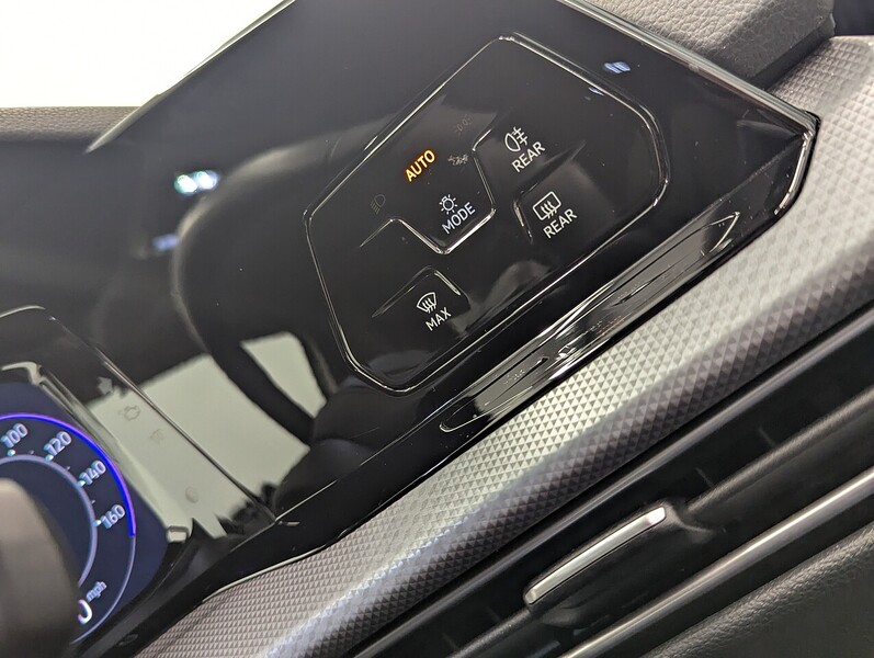 Used Volkswagen Golf 2022 for sale - 76426386: Photo 33