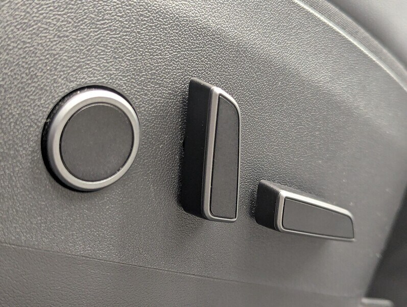 Used Tesla Model Y 2022 for sale - 76962857: Photo 44