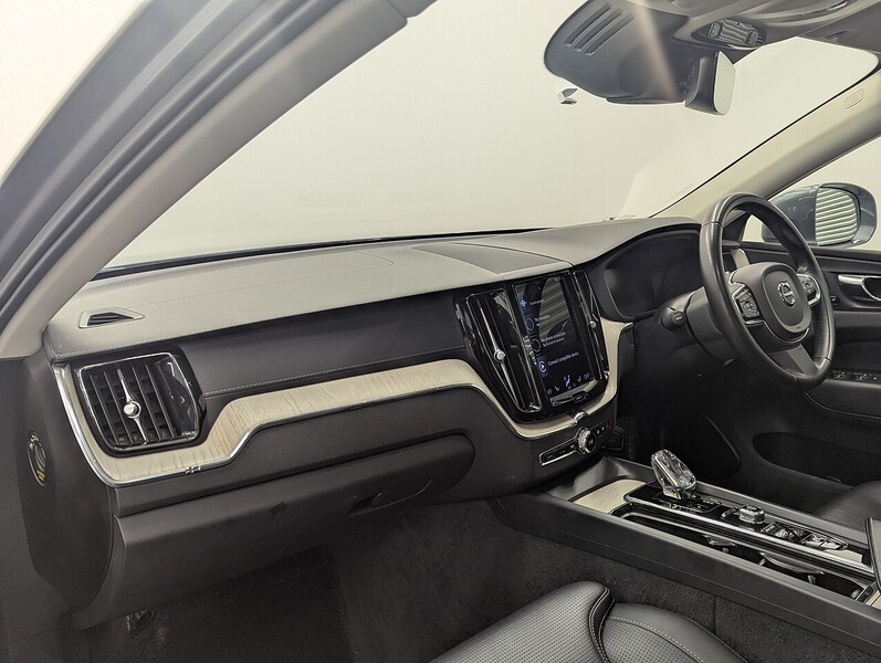 Used Volvo XC60 2021 for sale - 76736430: Photo 18