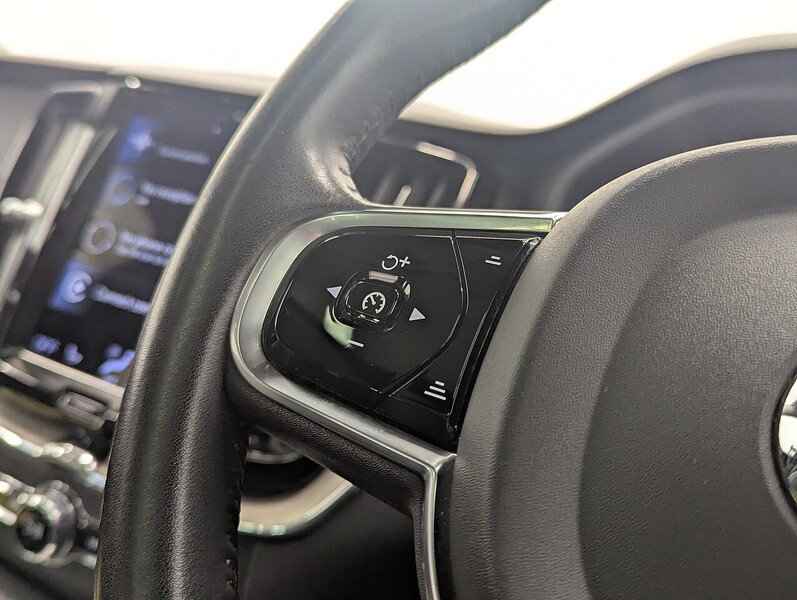 Used Volvo XC60 2021 for sale - 76736430: Photo 19