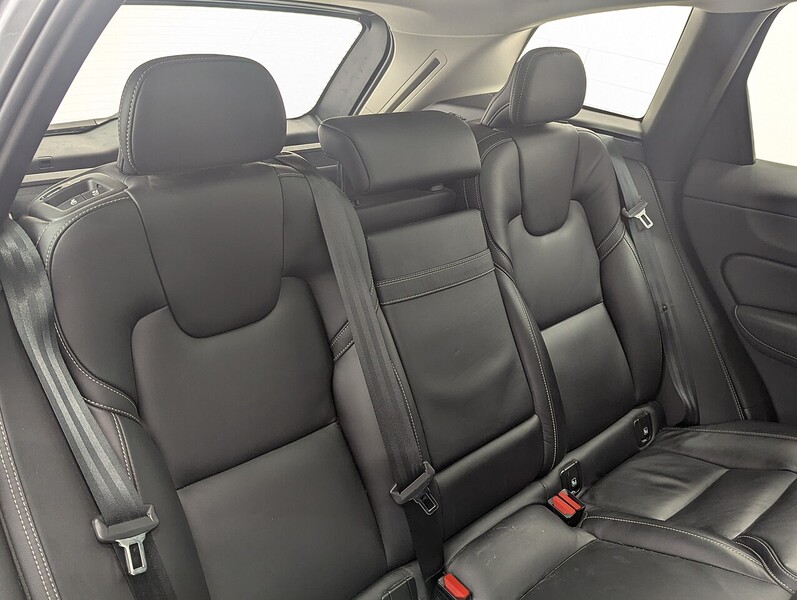 Used Volvo XC60 2021 for sale - 76736430: Photo 41