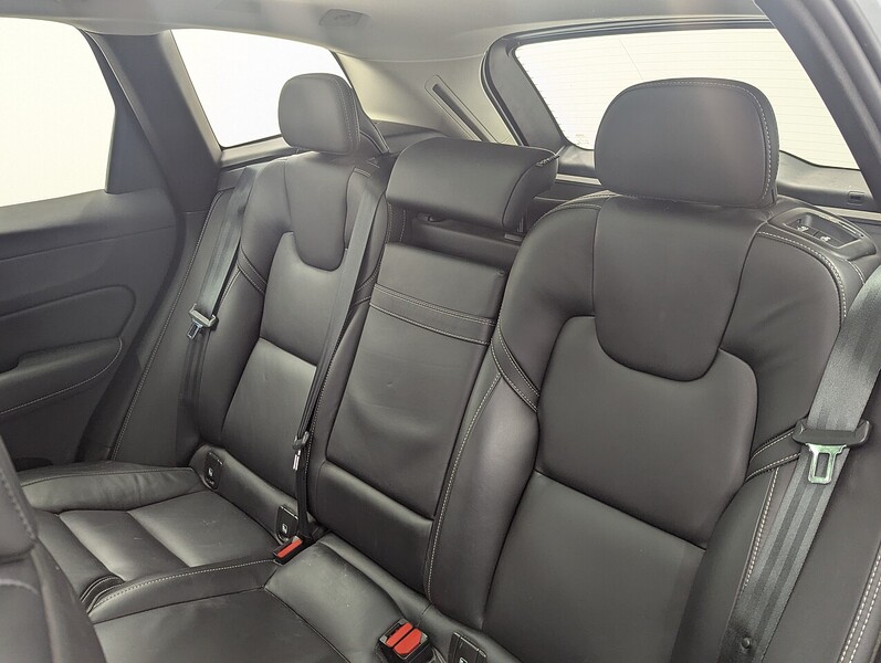Used Volvo XC60 2021 for sale - 76736430: Photo 43