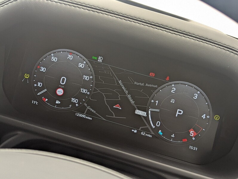 Used Land Rover Defender 90 2024 for sale - 76736472: Photo 27