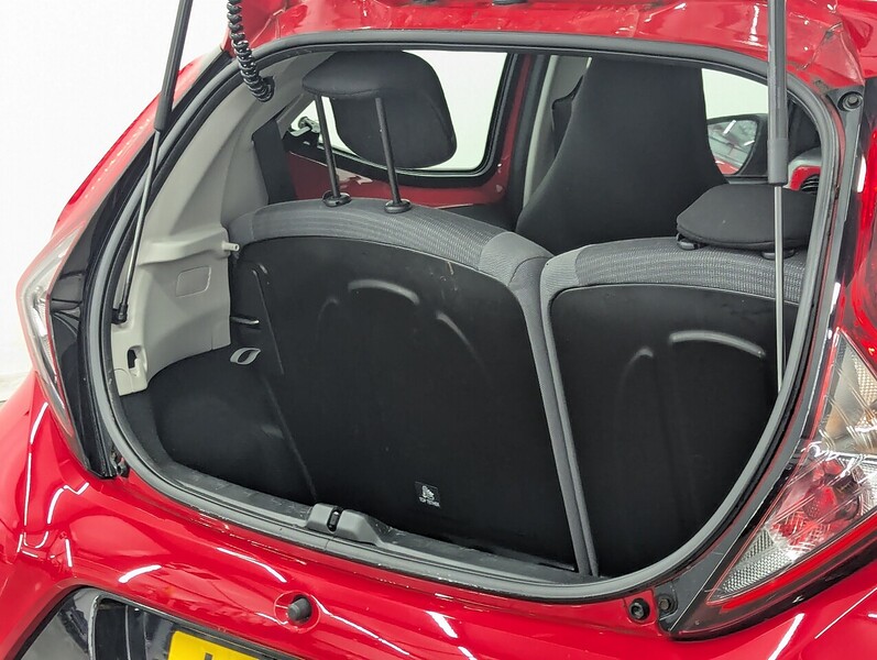 Used Toyota AYGO 2021 for sale - 76566310: Photo 14
