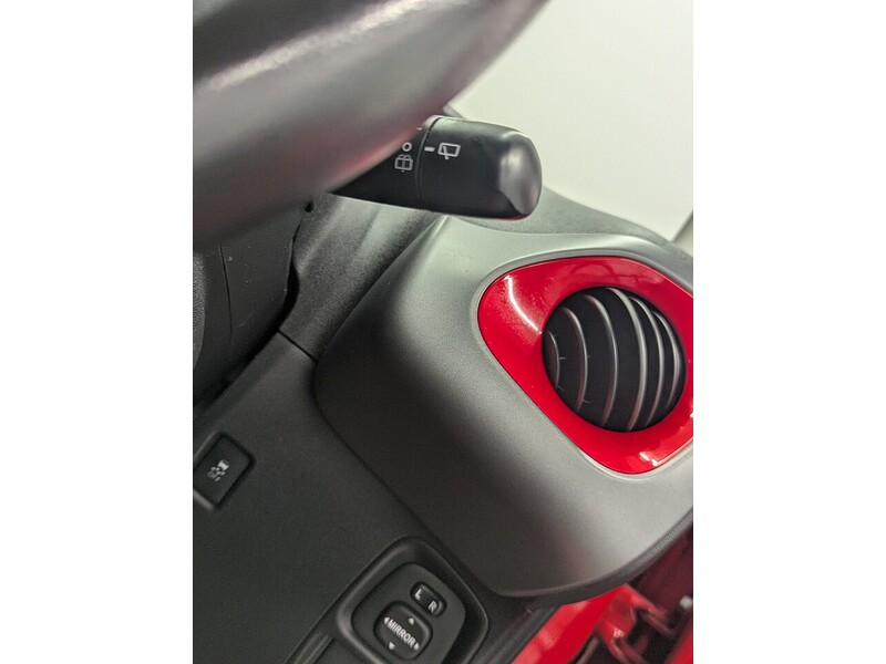 Used Toyota AYGO 2021 for sale - 76566310: Photo 24