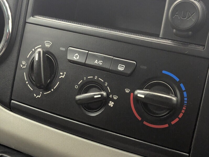 Used Peugeot Partner Tepee 2014 for sale - 76628632: Photo 31