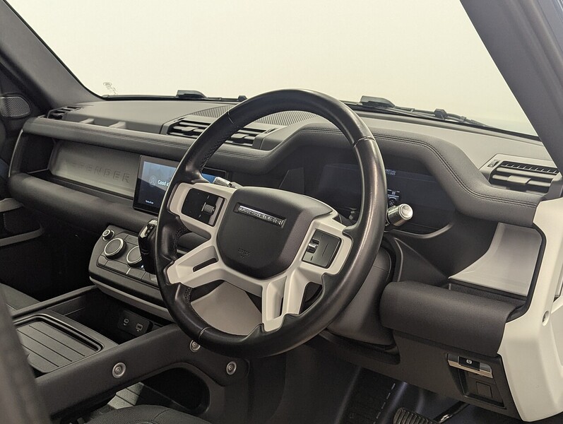 Used Land Rover Defender 110 2021 for sale - 76536298: Photo 20