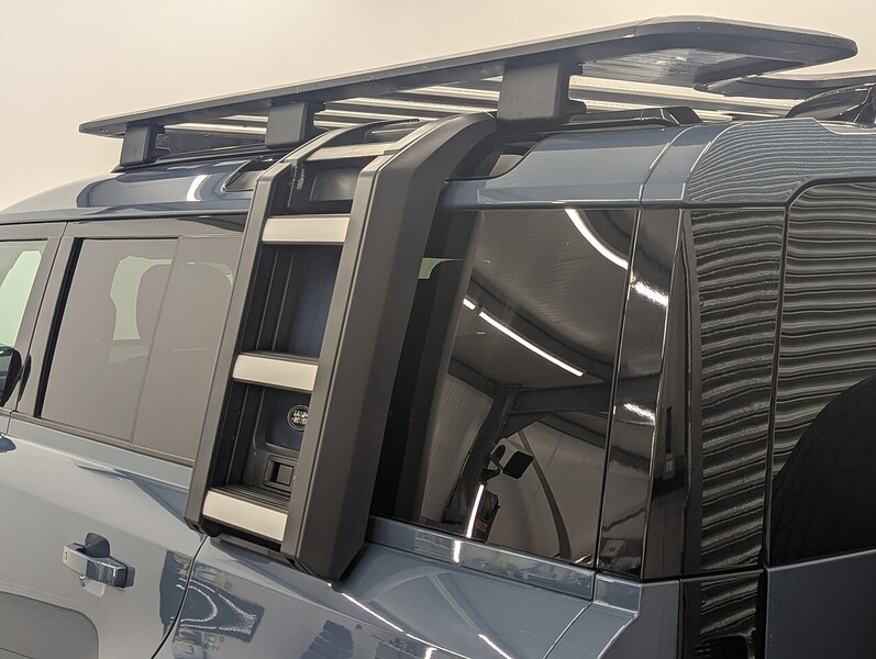 Used Land Rover Defender 110 2021 for sale - 76536298: Photo 21