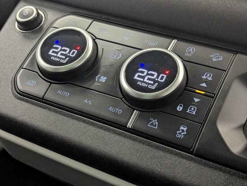 Used Land Rover Defender 110 2021 for sale - 76536298: Photo 51