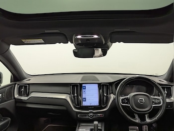 Used Volvo XC60 2021 for sale - 79120079: Photo