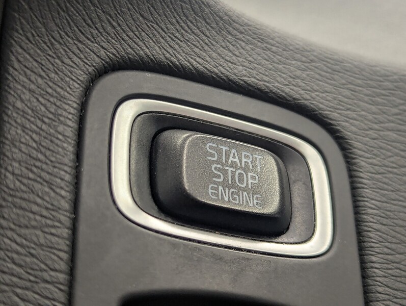 Used Volvo V70 2013 for sale - 76986532: Photo 32