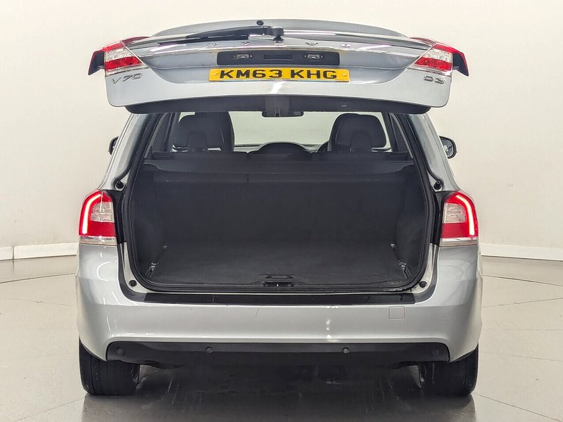 Used Volvo V70 2013 for sale - 76986532: Photo 4