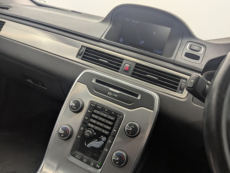 Used Volvo V70 2013 for sale - 76986532: Photo 49